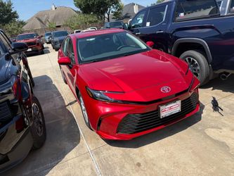 Toyota Camry 2026 LE with Convenience Package