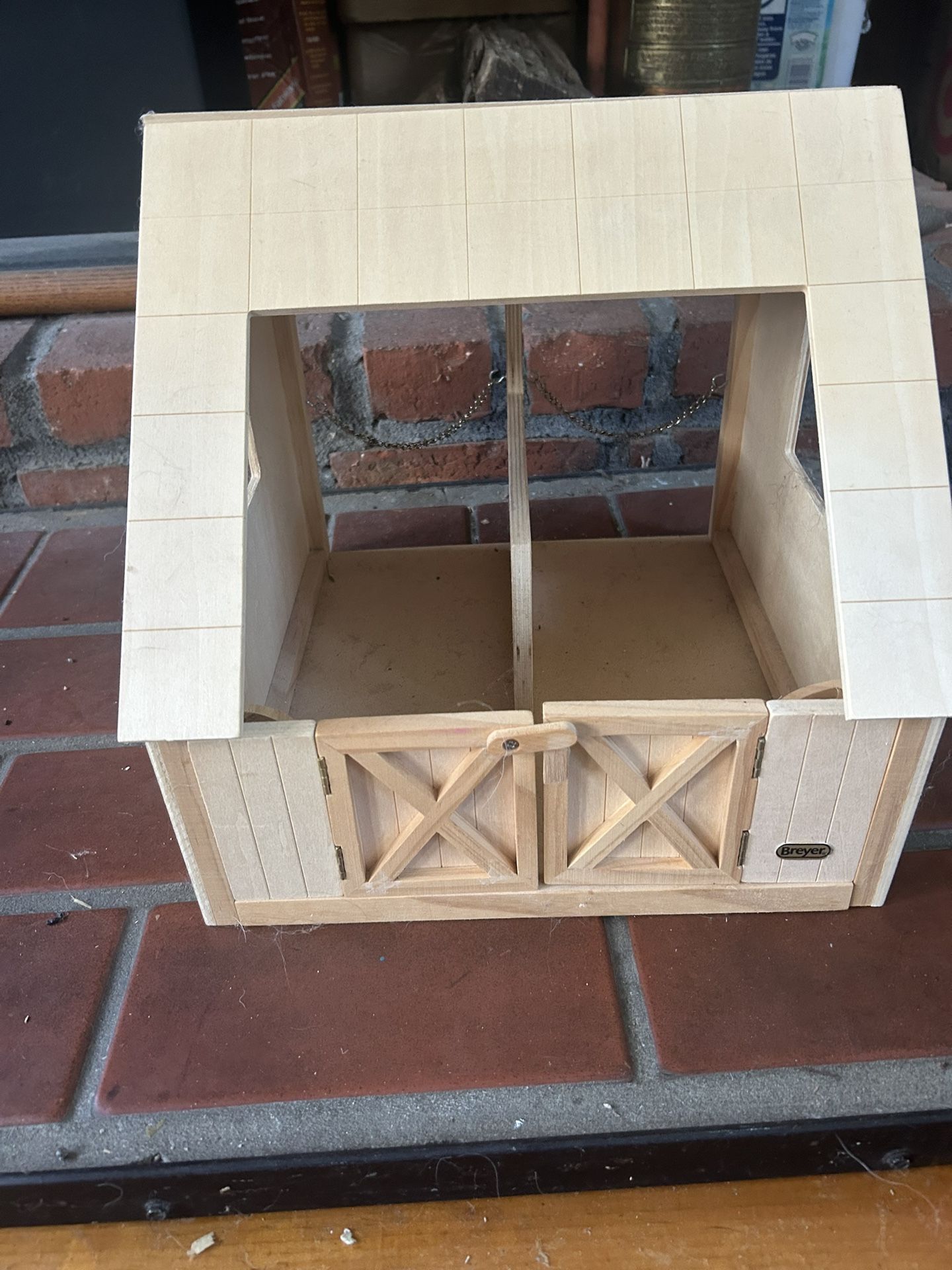 Used Breyer Horse Barn $35