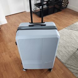 Reebok Suitcase Good Condition 
