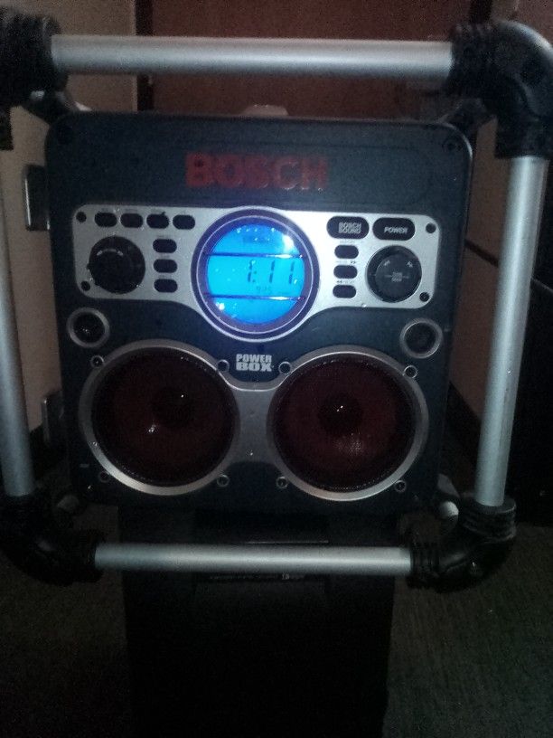 Bosch PB10-CD Power Box Job Site Radio/CD Player