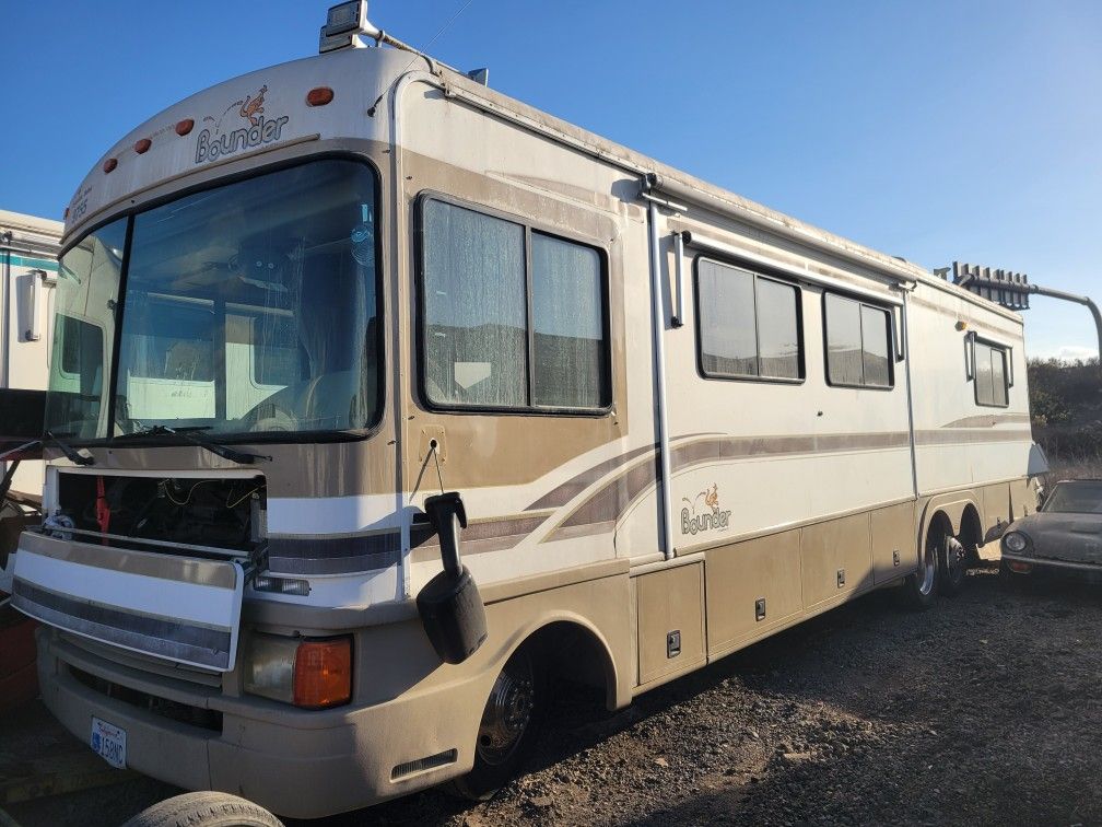 1999 Chevrolet Motorhome RV