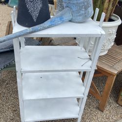 Cutie Little Vintage Book Shelf