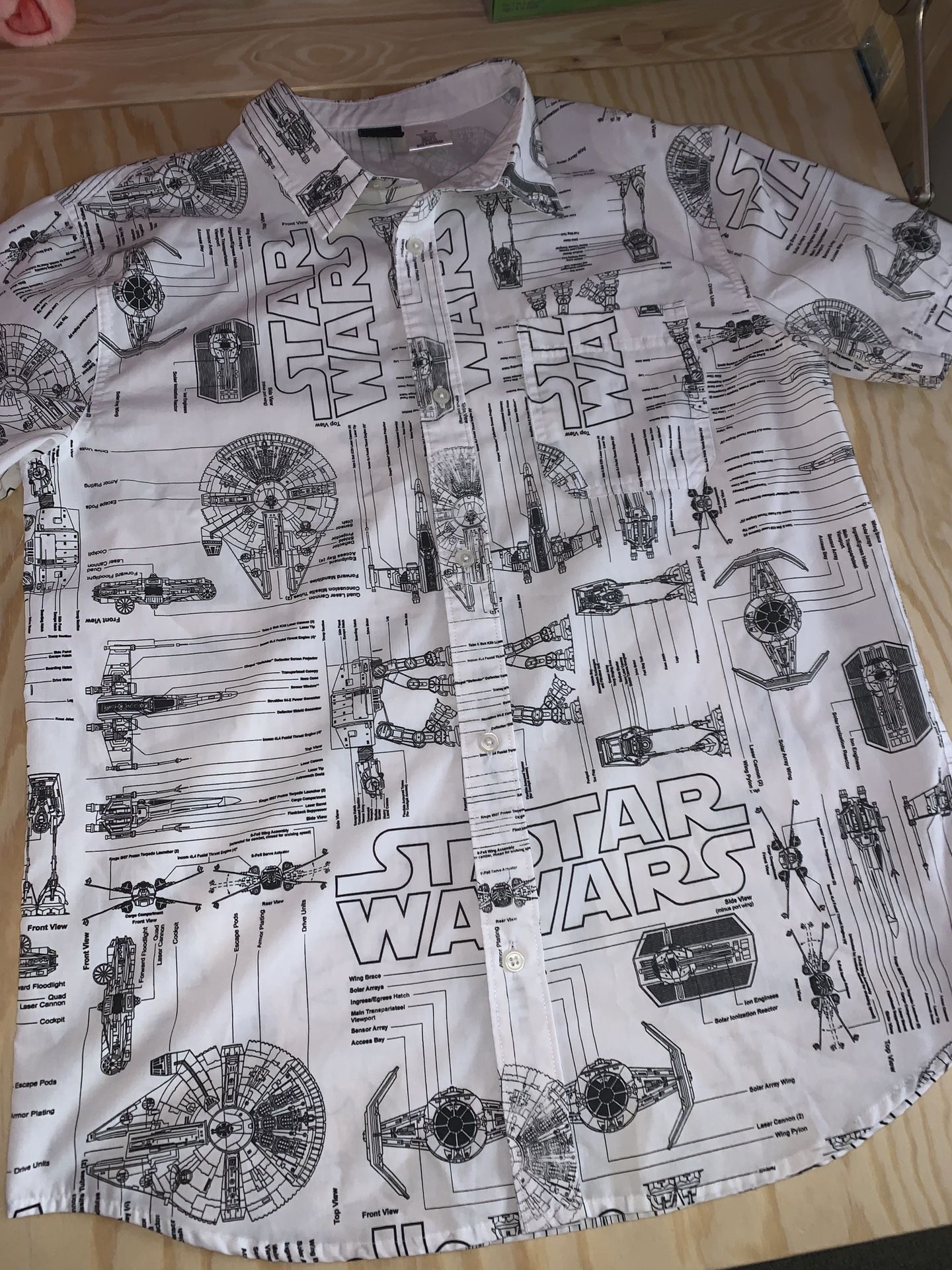Star Wars Short Sleeve Button Up Shirt Size M