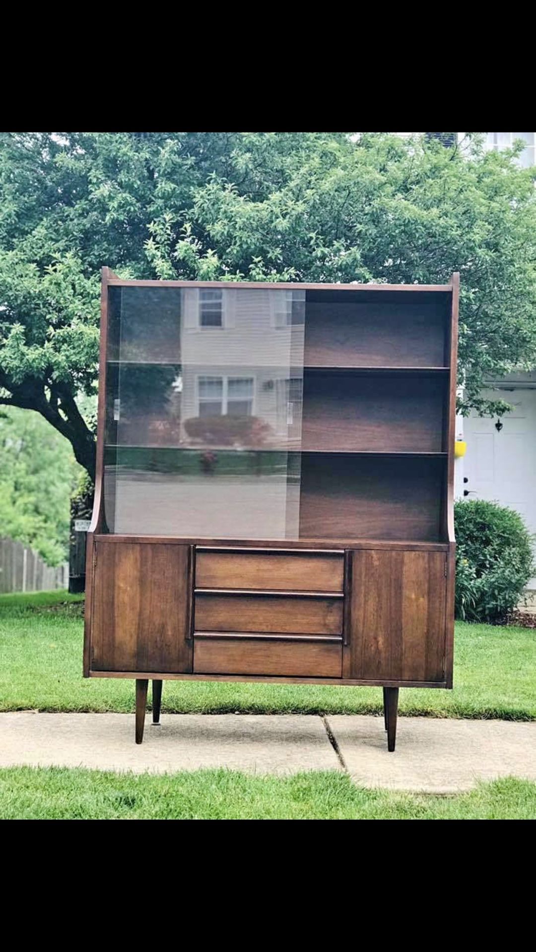 Vintage Mid Century Modern Display Cabinet/Buffet with hutch top and glass doors