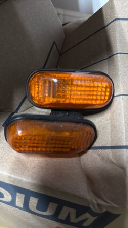 Honda side markers oem