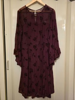 Torrid Plum/Burgundy Floral Mesh Bell Sleeve Dress