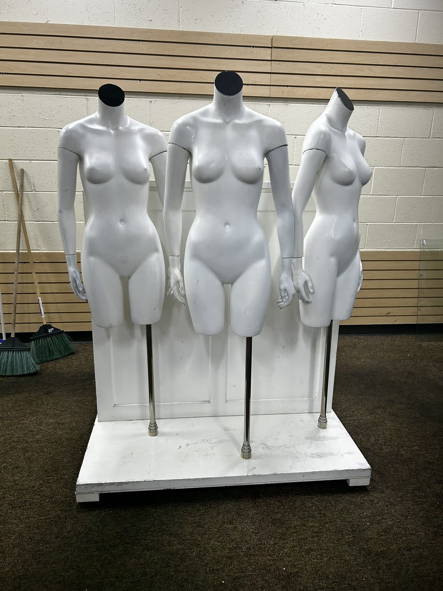 Mannequins