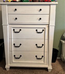 3 Piece Queen Bedroom Set