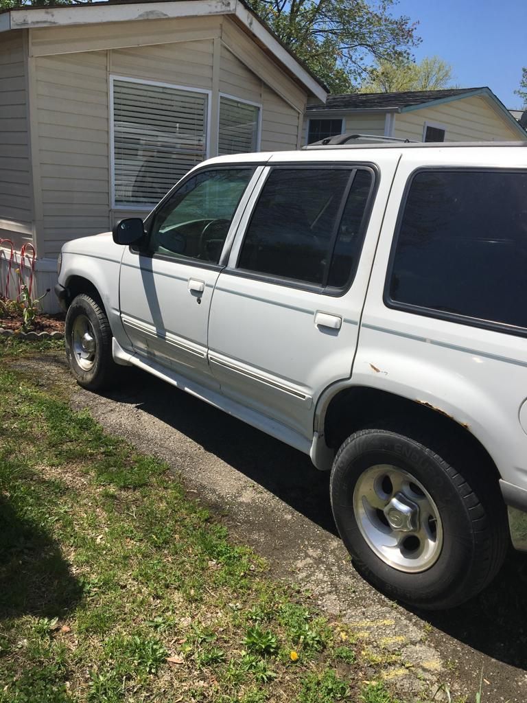 1998 Ford Explorer