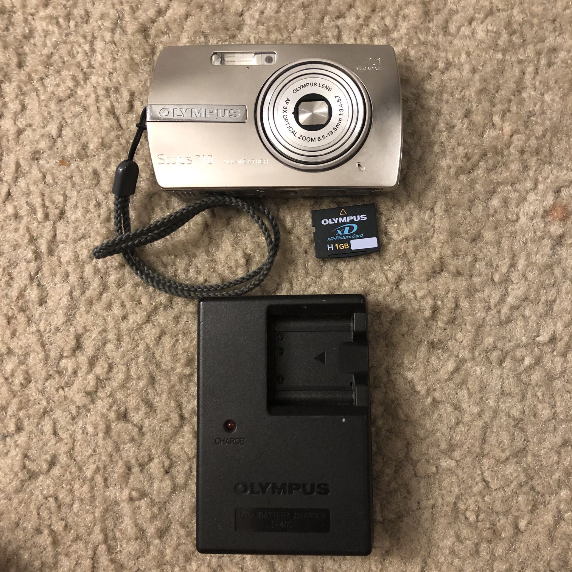 Olympus Stylus 710 Digital Camera