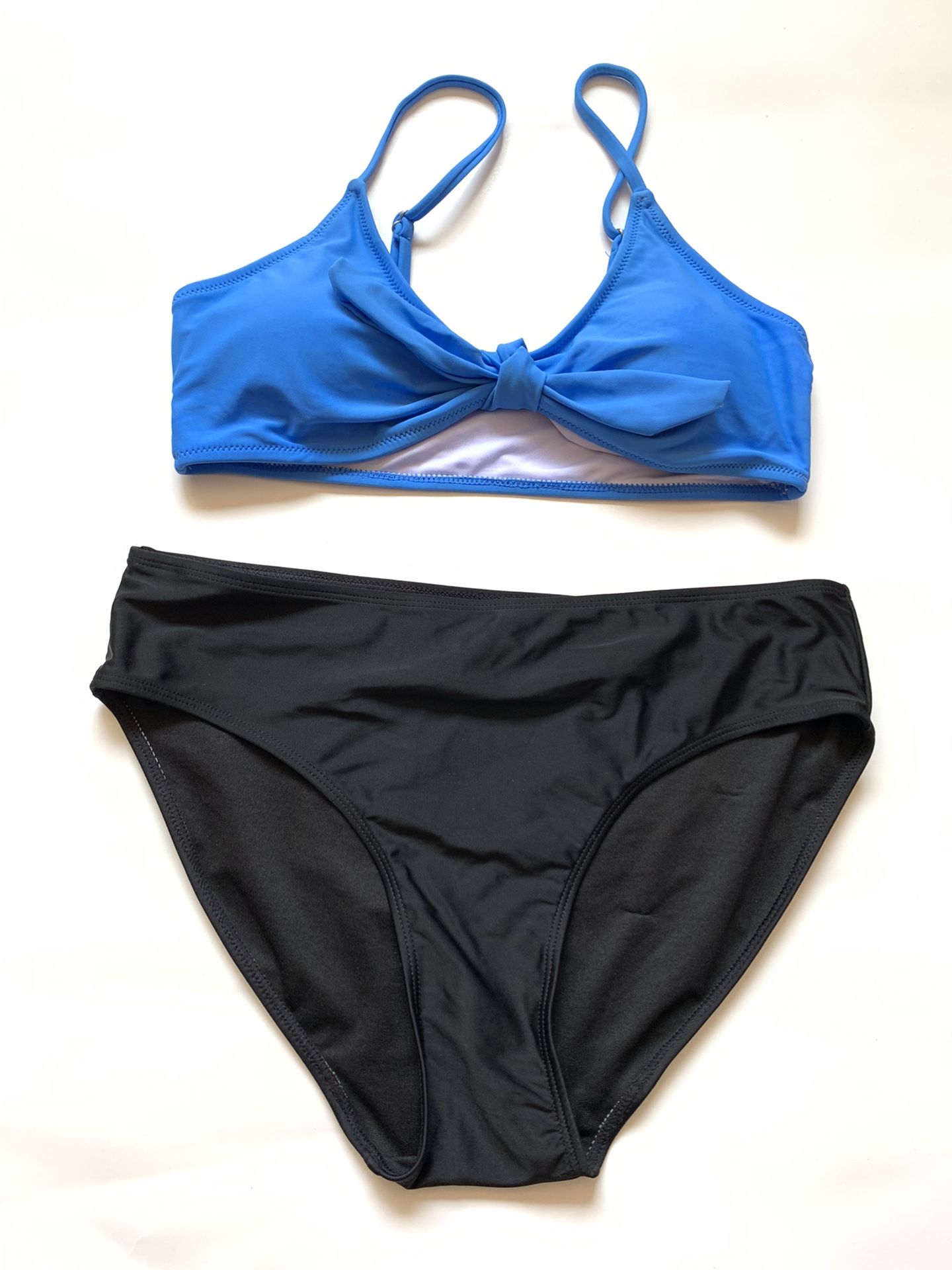 New Women’s Bathing Set Size Medium Top Large Bottoms