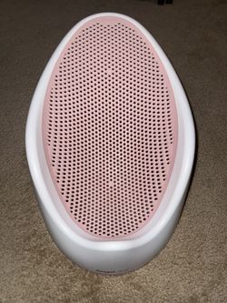Baby bath Tub support
