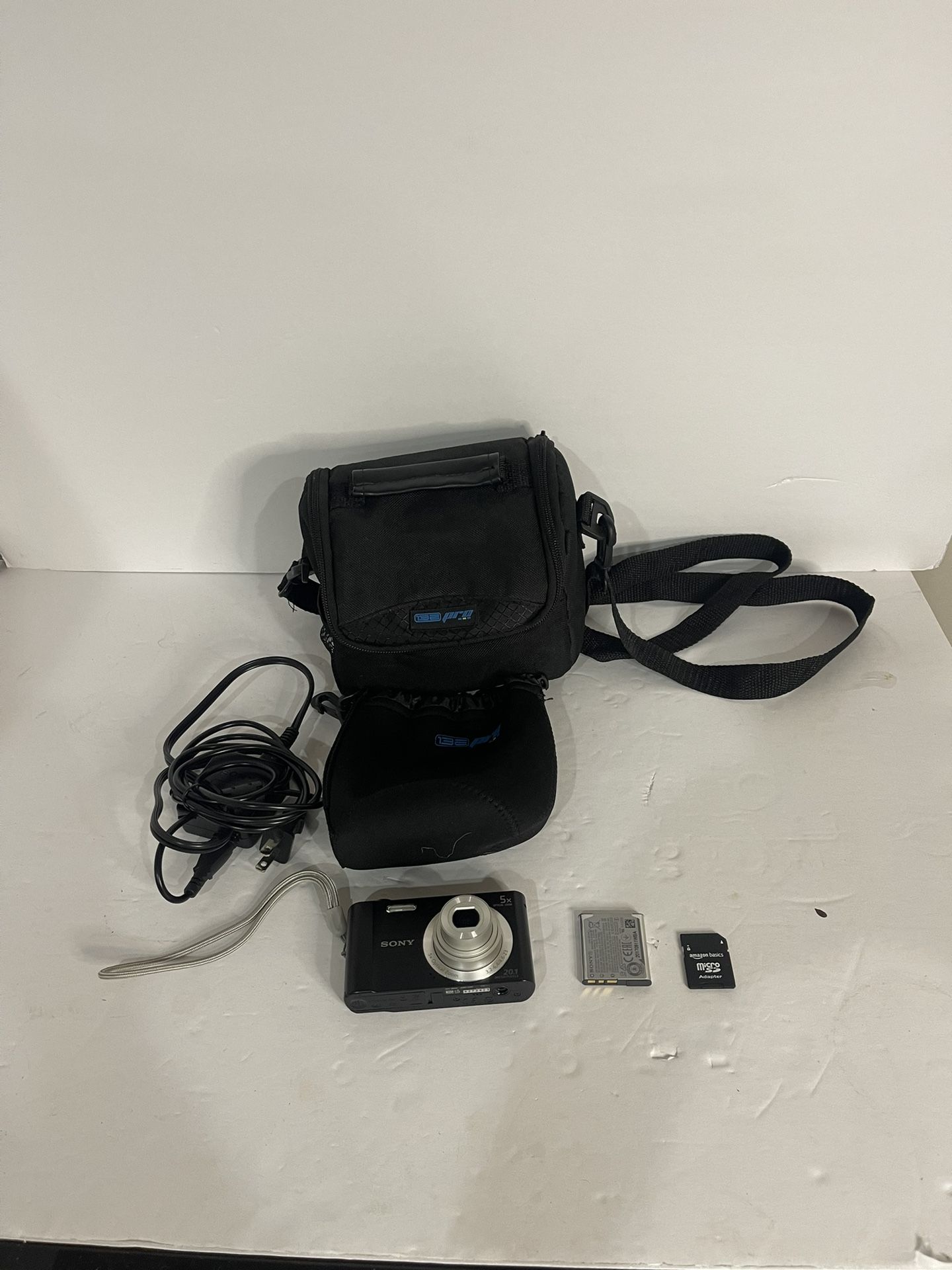 SONY Cyber-Shot DSC-W800 20.1MP 5x Digital Camera