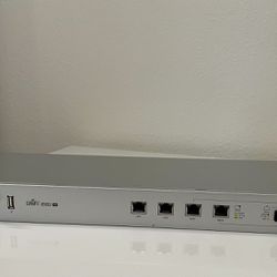 Ubiquity Unifi USG-Pro-4 Enterprise Firewall Router with Noctua Fans