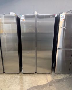 Samsung Refurbished 28 Cu Ft Large Capacity Side By Side Refrigerator With Icemaker - Stainless steel