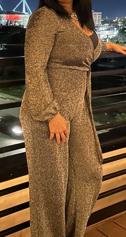BCBG Holiday Pant Suite XS Stretchy Material