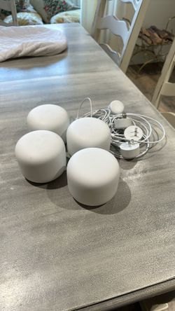 Google Nest WiFi Mesh Routers (4 Total) AC2200