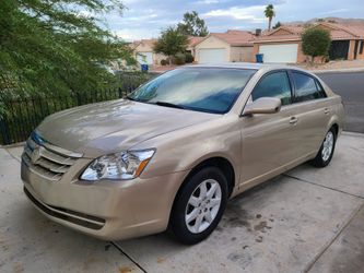 2005 toyota avolan xl