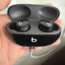 Beats AirPods 