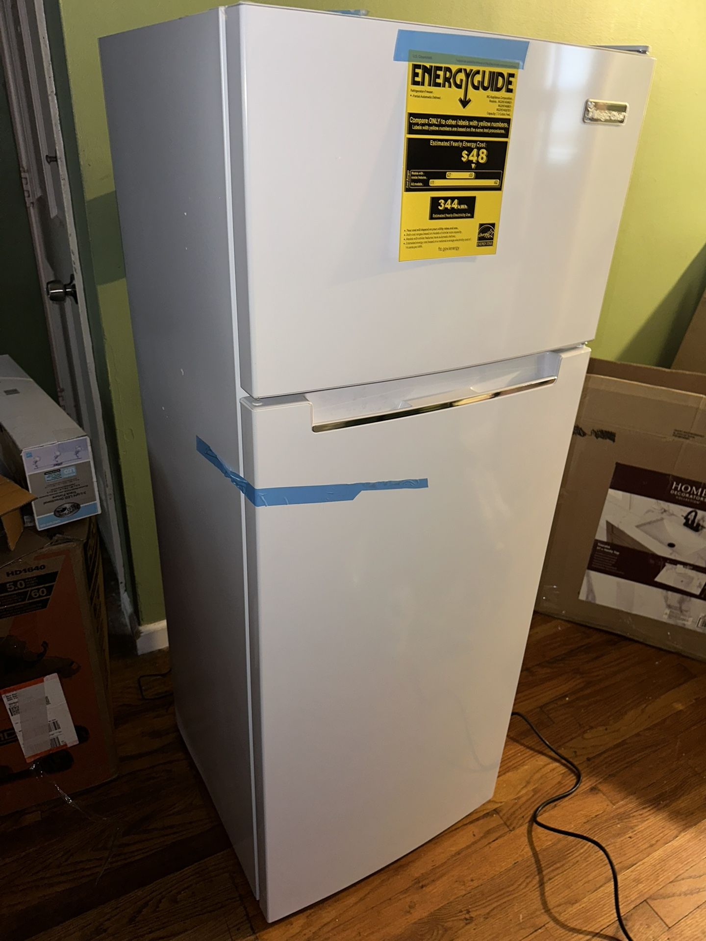 Magic Chef 7.3 Two Door Refrigerator