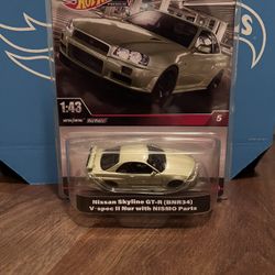 HotWheels 1:43 Nissan Skyline GT-R BNR34 V-Spec II Nut With Nismo Parts
