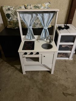 Kids kitchen