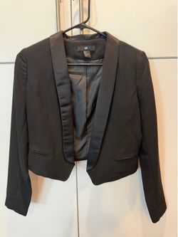 H&M Cropped Blazer