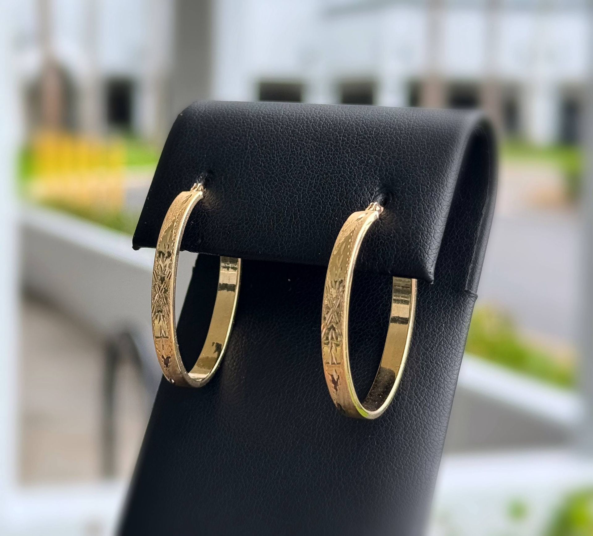 Jewelry 14k hollow yellow gold flower shape on top hoop earrings