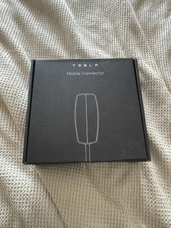 Tesla Mobile Charger