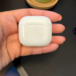 Apple AirPods 4th generation Wireless Earbuds