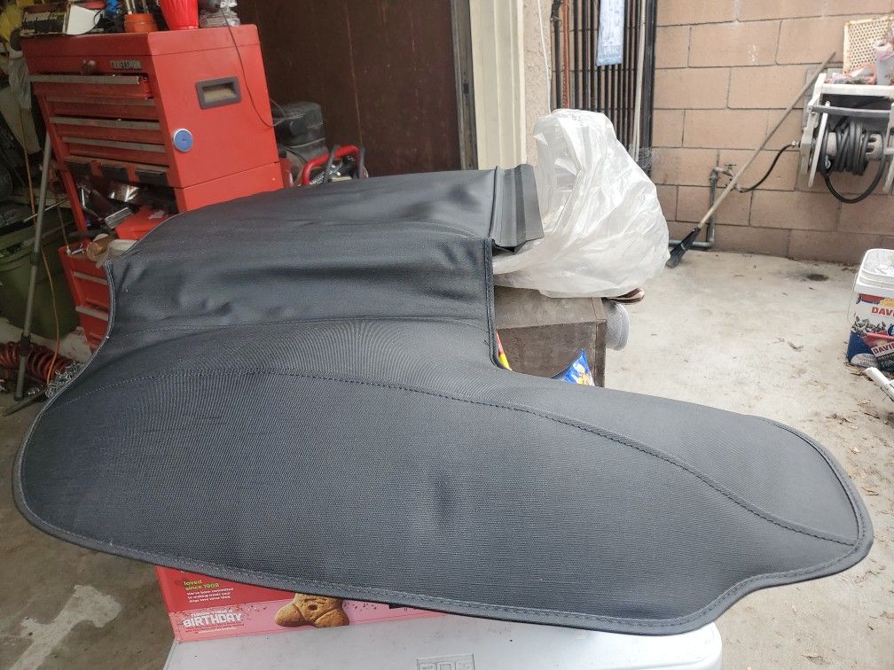 Top boot for Mustang convertible 2003 alright