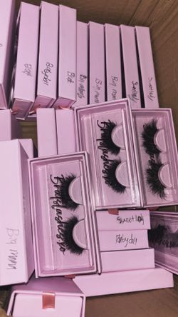 Lashes lady’s.  Good good quality and full looking lashes !