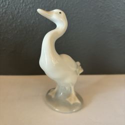 Lladro Vintage Collectible #4552 Little Duck Figurine