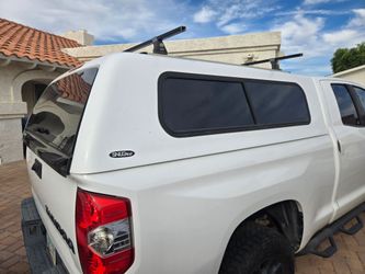 White Snugtop Camper Shell for 6.5' Toyota Tundra 2014 to 2021