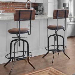 2 Barstools