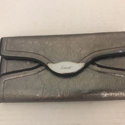 Lovecat Metallic Silver Leather Wallet