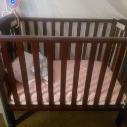 Mini Crib