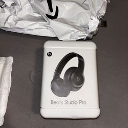 Beats Studio Pro