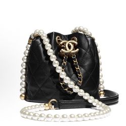 CHANEL Chanel gold buckle pearl diamond drawstring chain calfskin bucket bag one-shoulder cross-body handbag (off55)68