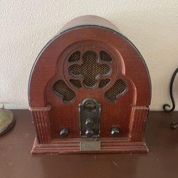 Vintage Style Radio