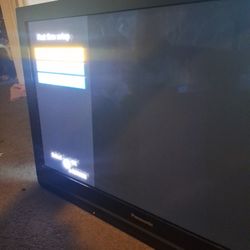 40 Inch Panasonic Tv , no Legs To Stand No Remote $25 