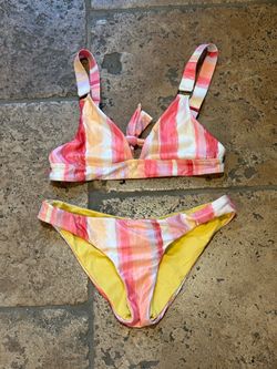 BECCA Women Pink & Yellow Striped 2-Piece Bikini Set Top(M) Bottom(S) Size S/M
