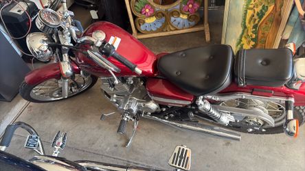 Honda rebel