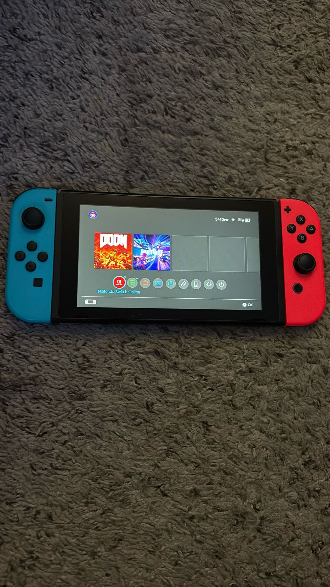 Nintendo Switch 