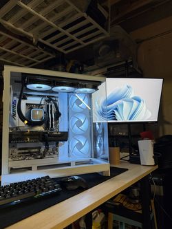 Ryzen 7 7600 + RTX 5060 Gaming PC | 32GB DDR5 | NZXT H9 Flow
