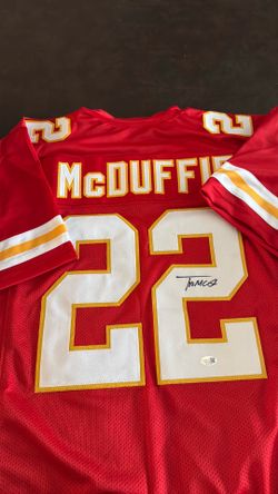 Trent McDuffie Jersey autograph
