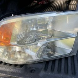 Ram Headlights For models 2009 Or Newer