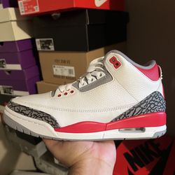 Jordan 3 Fire red Size 7.5 Mens / 9 Women’s