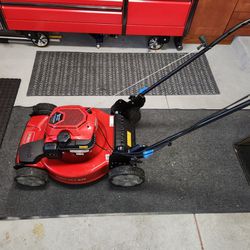 Toro 22 Inch Fwd Lawn Mower With Bag