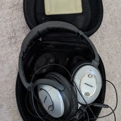 Bose QC15 headphones